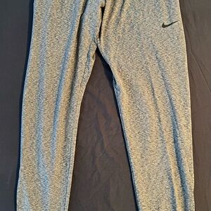 Nike Men’s Yoga